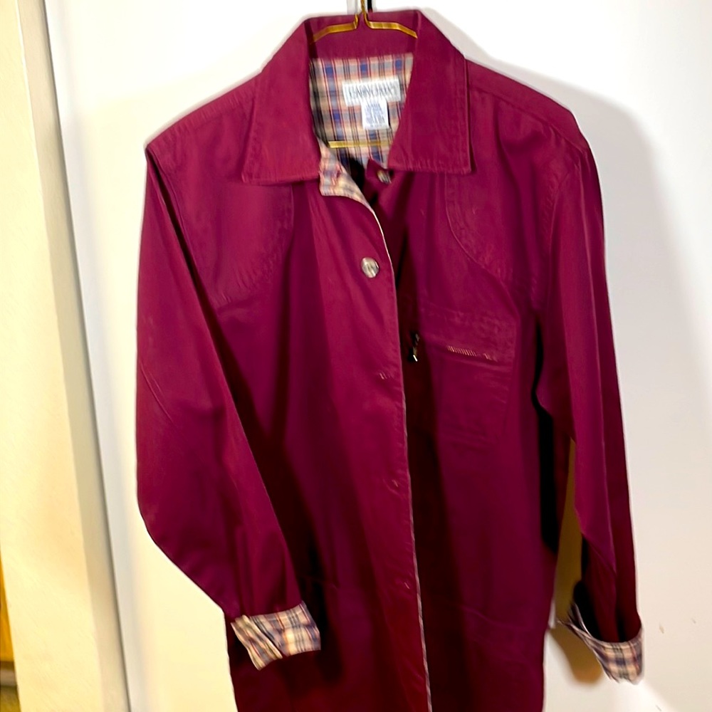Classy, sporty burgundy jean jacket. Large size but seems to run smaller.